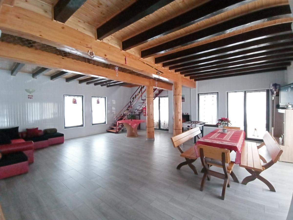 Vila Rem Bran  Exteriér fotografie